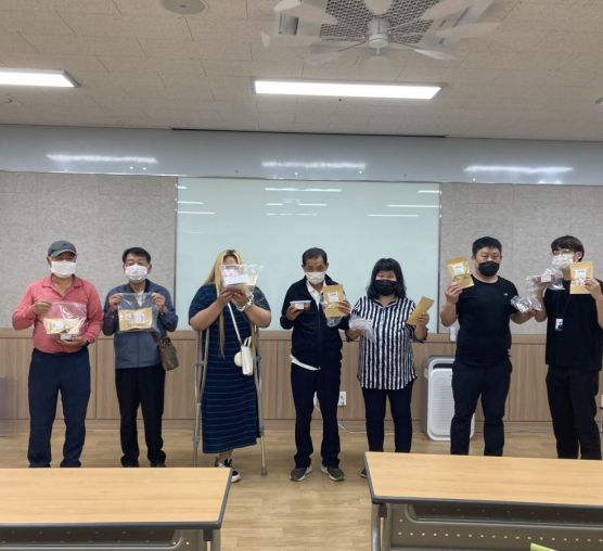 [상담사례지원팀] 중골사업ㆍ광금태사업 재가고객 건강꾸러미지원사업 프로그램 참여