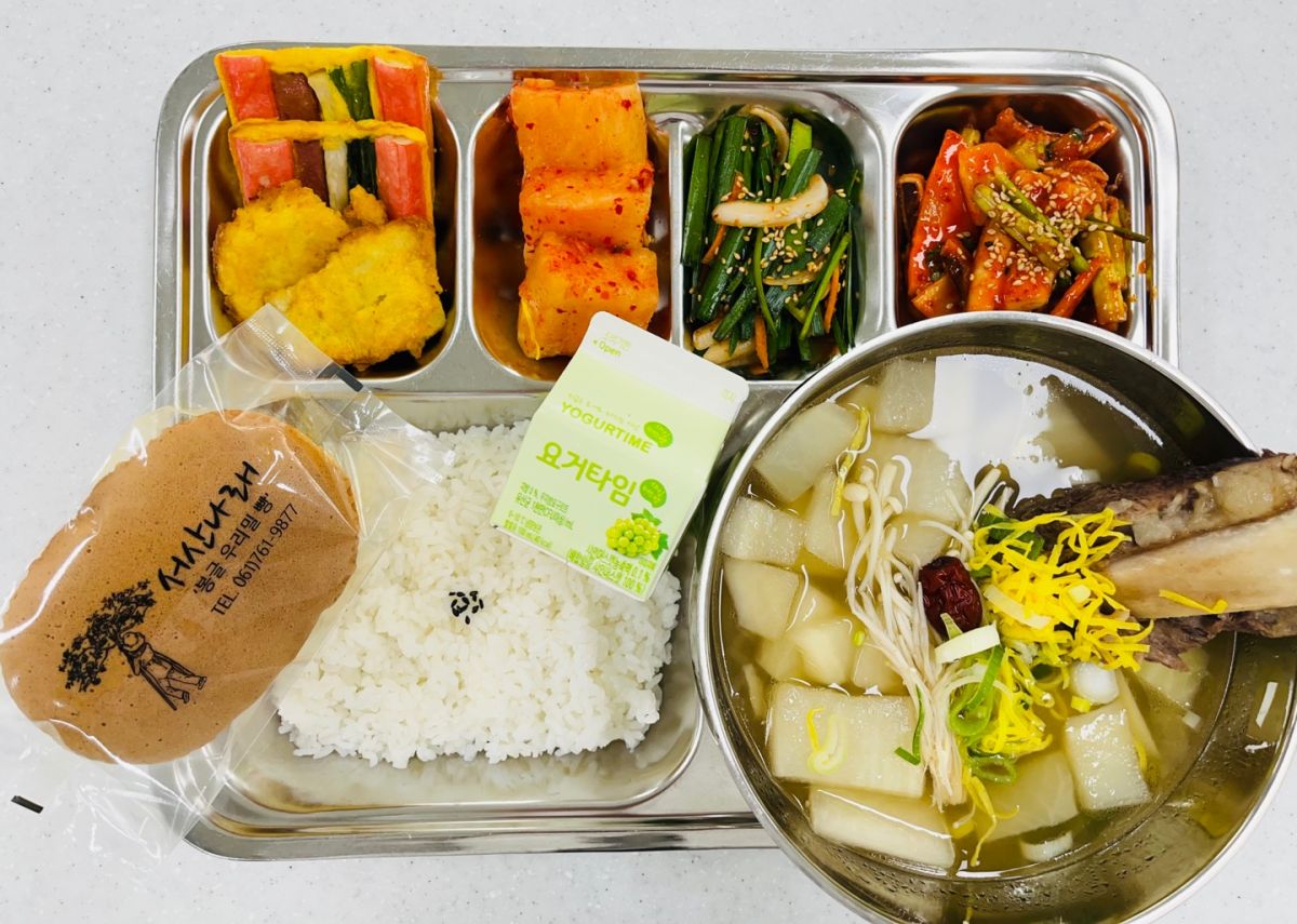 포스코휴먼스. &lsquo;나누면 마싯당께&rsquo; 무료급식 진행 