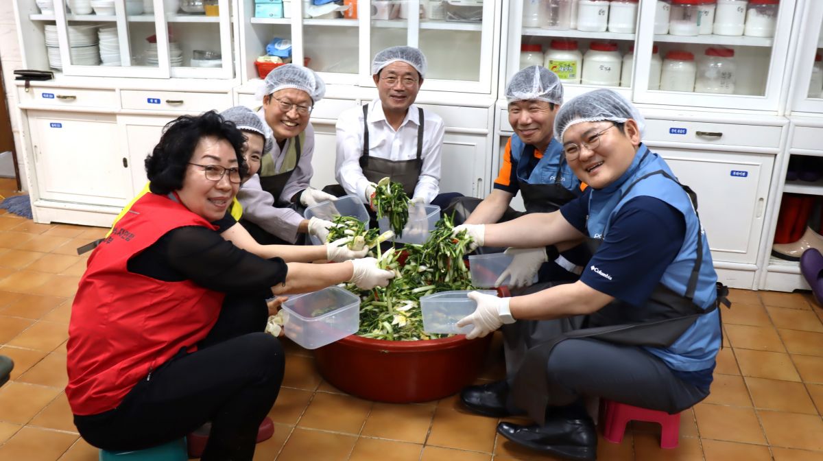 광양시 중마장애인복지관, 포스코 품질기술부와 함께 ‘사랑의 물김치 나눔’ 펼쳐